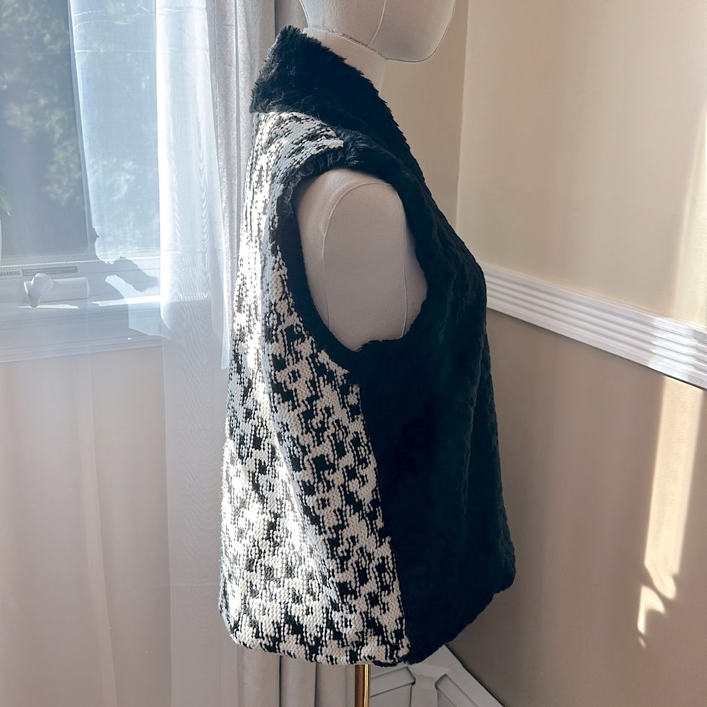 LOFT faux fur vest with crocheted back